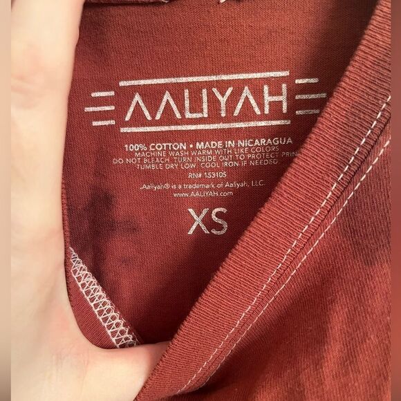 Aaliyah | Aaliyah Graphic Tee Red Tie Dye - Picture 3 of 5